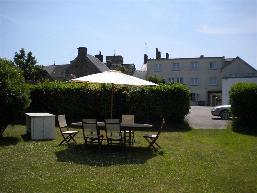 Hotel De Paris Barneville-Carteret Esterno foto
