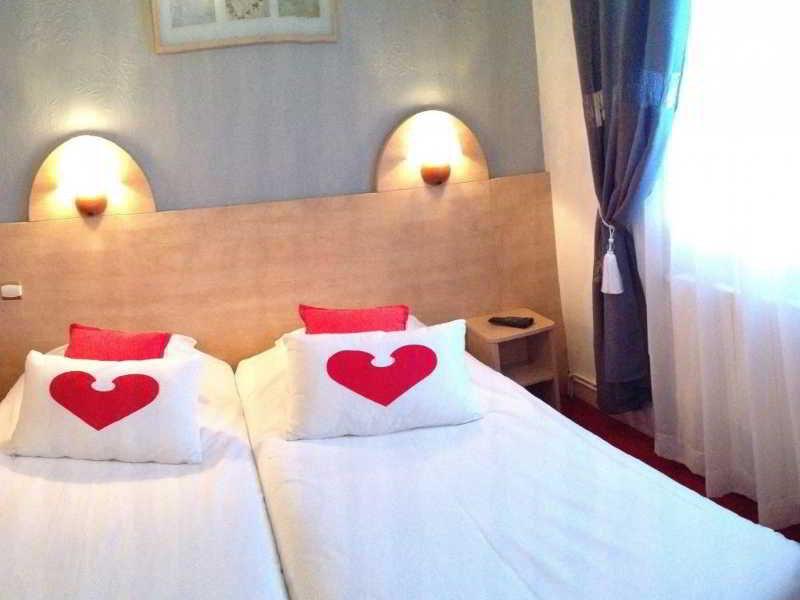 Hotel De Paris Barneville-Carteret Esterno foto
